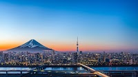Japanese yen surges due to market jitters