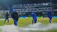 Pakistan ground staffs hilarious attempt to dry out cricket pitch with toilet wipers goes viral