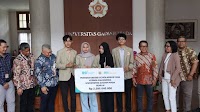 BSI Donates Scholarships Worth IDR 2.3 Billion to UGM Students