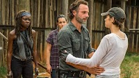 ‘Walking Dead’ Midseason Finale: 7 Guesses at the Mysterious Stranger’s Identity