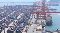 Mad shipping dash ensues after U.S., China put tariffs on temporary hold