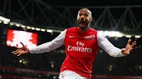 🎥 OTD: Thierry Henry makes emotional Arsenal comeback 😢