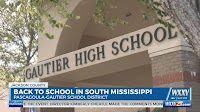 Gautier student dies after collapsing at high school field house
