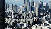 Hedge Fund’s $30 Million Pay Shows Race for Japan Rates Traders