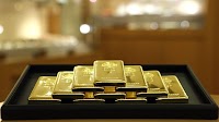 Gold price rises, silver hits record high; experts highlight key MCX levels for bullion
