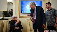 Police investigate Hadi after strong defence of Mahathir over Batu Puteh