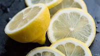 Lemon for acne: Does it work and how to use it