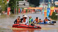 Torrential rains cause deadly flooding in northern Vietnam