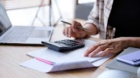 How are legal challenges to SAVE affecting the student loan program?