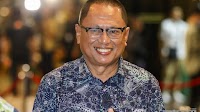 Puad urges UMNO to demand RM100 million from Zafrul over defection to PKR