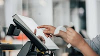 New Zealand's services sector continues to shrink