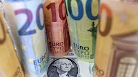 Dollar index hits two-year high after Fed delivers rate cut