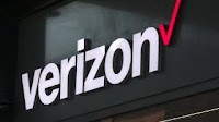 Many Verizon customers across the US hit by service outage