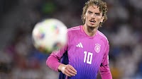 VfB sporting director adamant Nick Woltemade won’t join Bayern Munich this summer