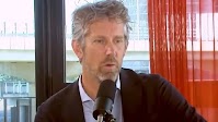 Van der Sar tips Man United to win Premier League next season - the odds are against them