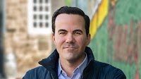 Robert Costa
