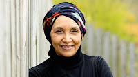 Leila Aboulela wins PEN Pinter prize for writing on migration and faith