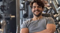 Ashish Chanchlani lost 40 kgs in 6 months, all while enjoying his favourite Gulab Jamuns | Here's how