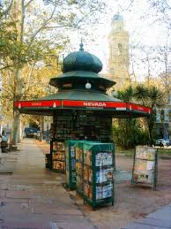 Resultado de imagen de ciudad vieja montevideo antiguo plaza matriz