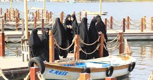 Auch auf Mallorca: Konservative und Rechte drängen Madrid zu einem Burka-Verbot