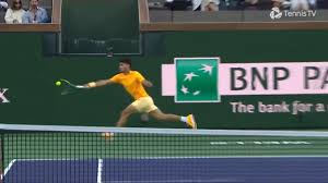 Hot Shot: Alcaraz's forehand pass tricks Dimitrov in Indian Wells 2026