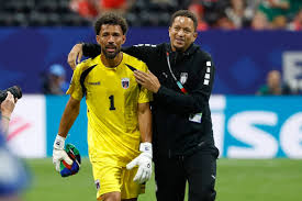 40-year-old Cape Verde goalkeeper Vozinha turns in a spectacular performance in his World Cup debut