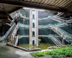 Image of Abandoned shopping mall