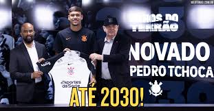 Corinthians renova contrato de zagueiro até 2030; saiba detalhes