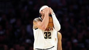 Is Aaron Gordon playing for Nuggets with calf tightness in Game 5?