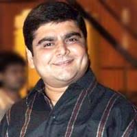 Comic actor Deven Bhojani, who was last seen in the show Mrs. Tendulkar before it went off air is rumoured to be making a comeback by appearing in the SAB ... - devenbhojani-1