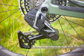 SRAM Force and Rival AXS: Red Performance at a Lower Price
