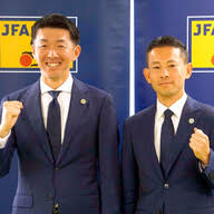 【Ｗ杯】異色の経歴の日本人審判員が大会に参加 「じゃんけん負け」で始まった荒木友輔主審 三原純副審は元野球少年