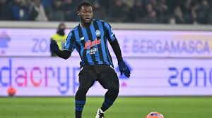 Atalanta chasing the ball. Palladino makes little change. A chance for Musah.
