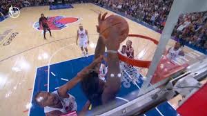 Brunson lobs a beauty to Robinson for a Knicks alley-oop