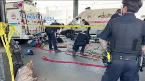Manhole mystery: NYPD investigating groups seen exiting Brooklyn sewers