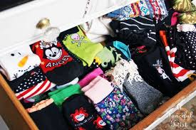 Résultat de recherche d'images pour "sock drawer organized"