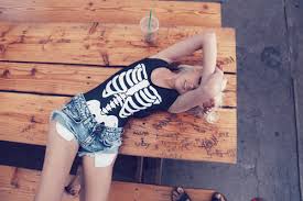 Résultat de recherche d'images pour "favim girl"