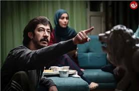 عکس| سفر در زمان؛ «بهتاش» در اتاق گریم سریال پایتخت 7؛ یک سال قبل