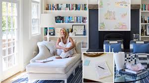Peacock TV Sparks Nantucket Real Estate Frenzy: How Elin Hilderbrand's 'Money Pit' Became America's No. 1 Literary Obsession