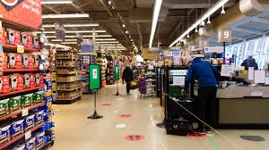 Albertsons and Kroger Navigate Shifting Supermarket Landscape