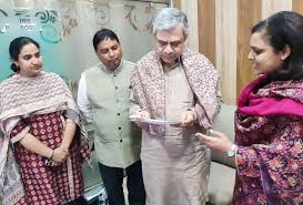 BJP Mahila Morcha demands Vande Bharat train for Jammu–Haridwar route, submits memorandum to Railway Minister