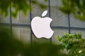 AI and Apple: An uncertain future as CEO Tim Cook prepares to step away