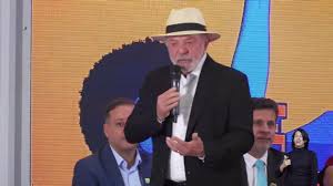 Lula diz que não é 'louco' de brigar com EUA e China: 'não tenho os aviões, tanques, bombas que eles têm'