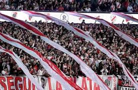 Adversário do Bragantino, River Plate vem de sequência de 105 jogos com lotação máxima no estádio
