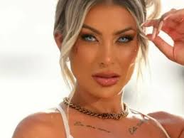 Bomba! Andressa Urach Revela Segredos Chocantes do Vídeo do Pai!