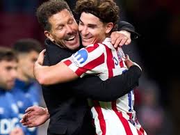 Simeone no se opondría a la salida de Julián Álvarez si el jugador quiere marcharse