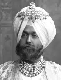 Colonel Farzand-i-Dilband Rasikh-ul-Itikad Daulat-i-Inglishia Raja-i-Rajgan Maharaja Sir RANBIR SINGH Rajendra Bahadur ... - 3718b_detaila