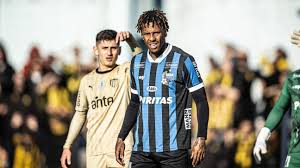 ¡Bombazo en la U! ¿Llega Abel Hernández para reemplazar a Churín?