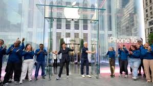 Apple Stores arund the globe were crowded last Friday as the iPhone 16 line 
was released