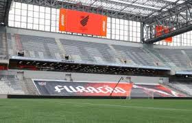 Athletico-PR x RB Bragantino: veja escalações para jogo pela Série A